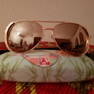 Sunglasses ( NWT)